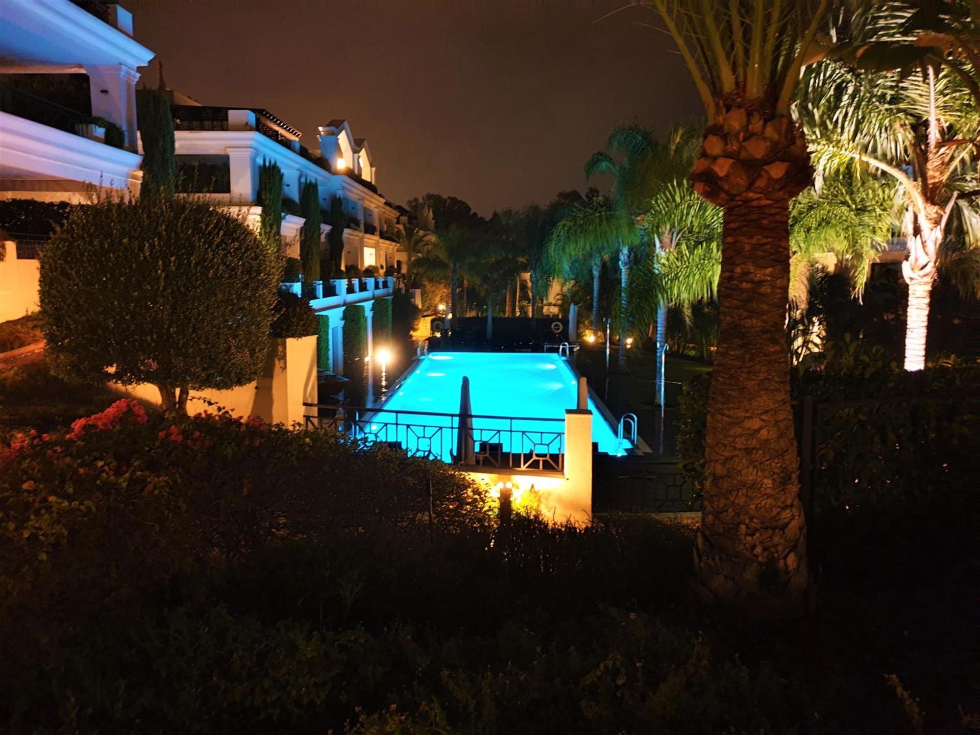 Luxury Apartment Frontal To The Sea In Estepona Doncella Beach Экстерьер фото